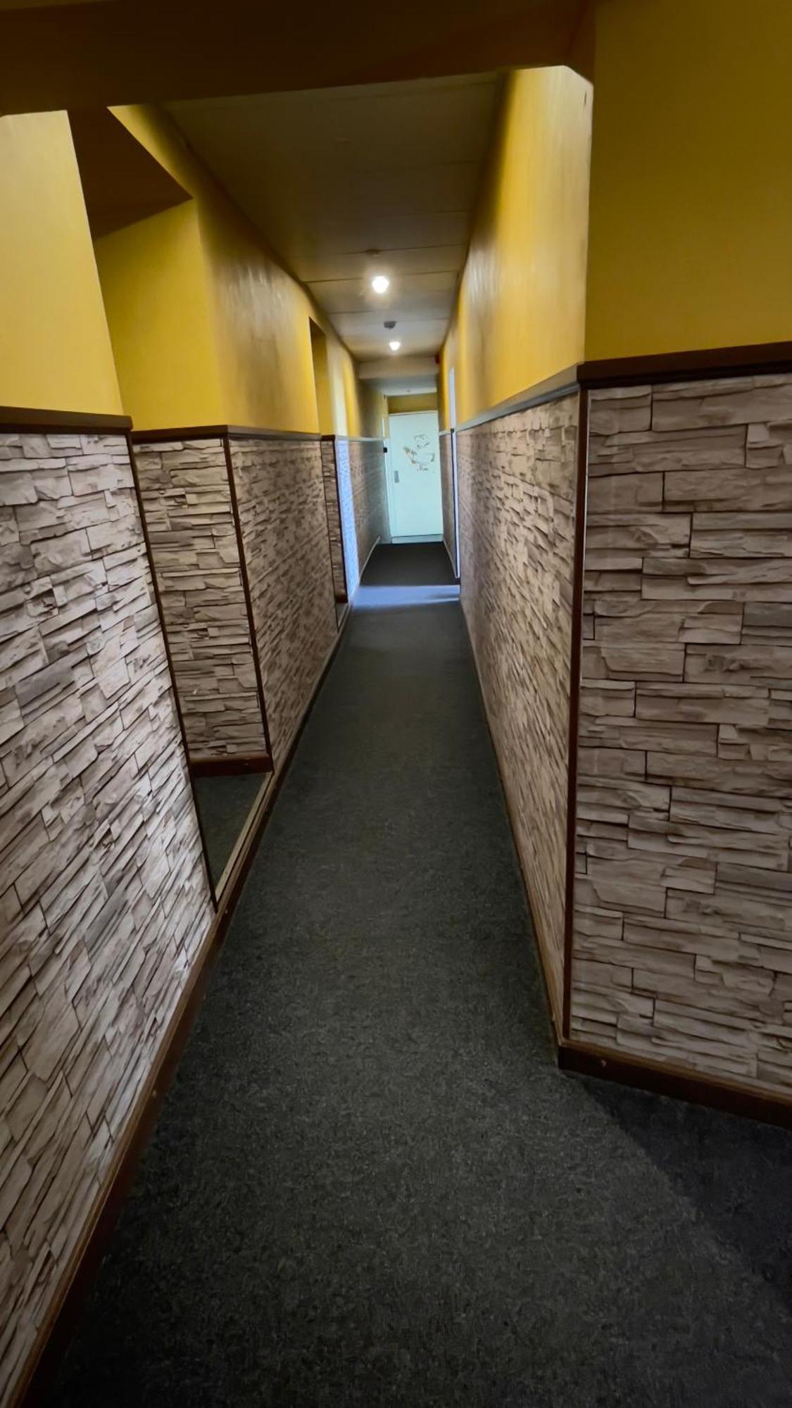 Reval Hostel Eksteriør billede
