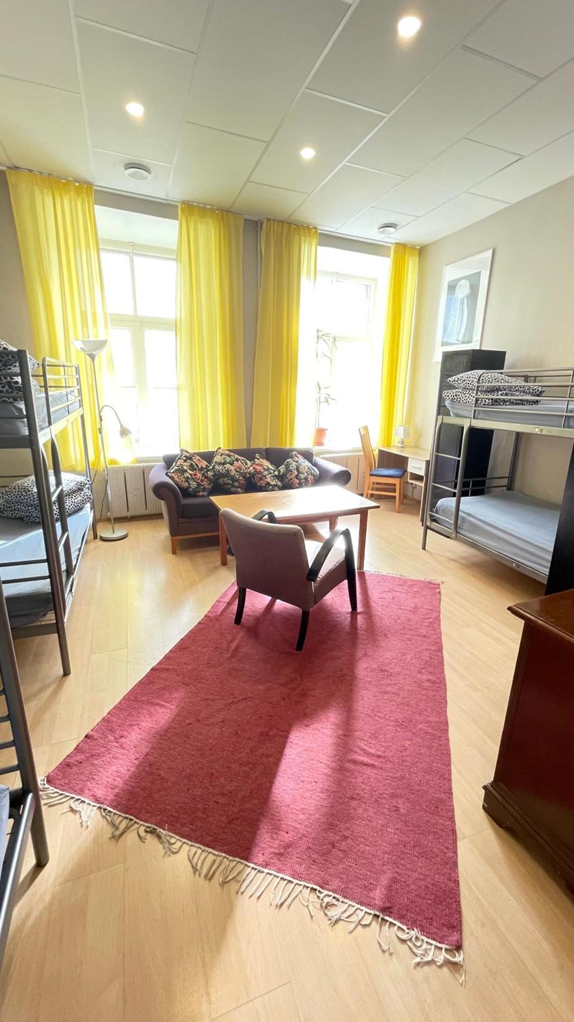 Reval Hostel Eksteriør billede